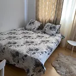 Cosy Studio Paris Wagram